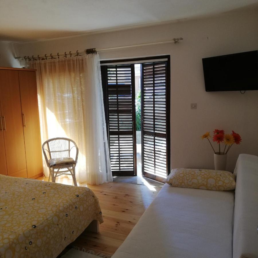 Apartment Jade Vodice Esterno foto