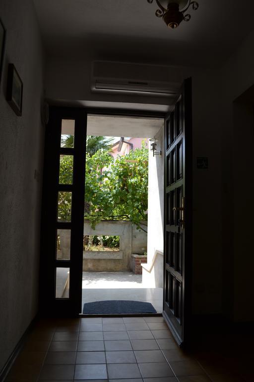 Apartment Jade Vodice Esterno foto
