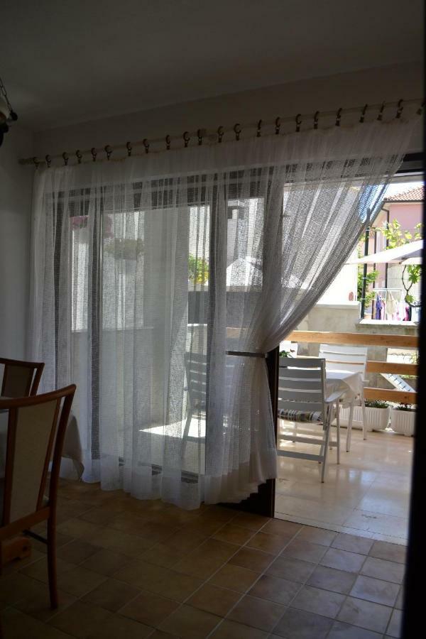 Apartment Jade Vodice Esterno foto