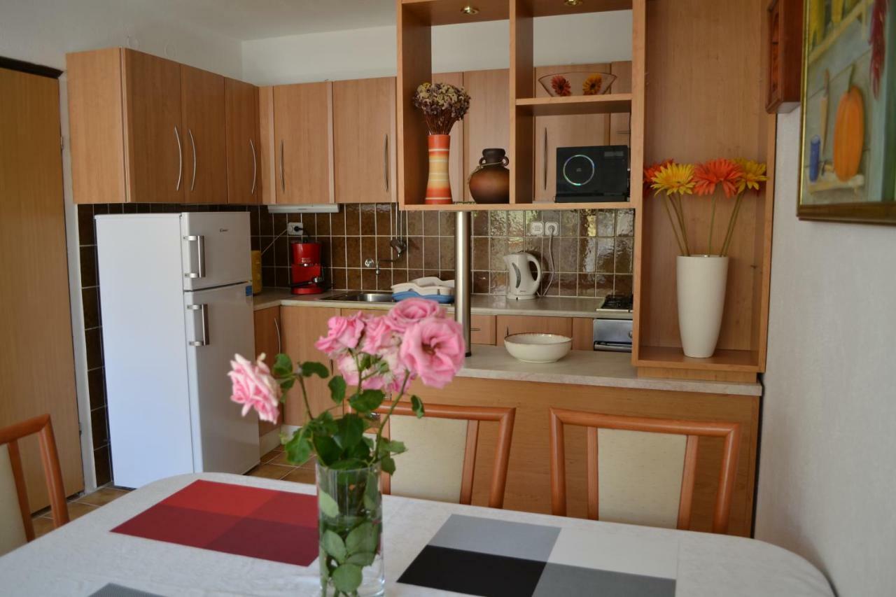 Apartment Jade Vodice Esterno foto